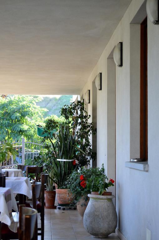 La Locanda Di Valbella Asti Bagian luar foto